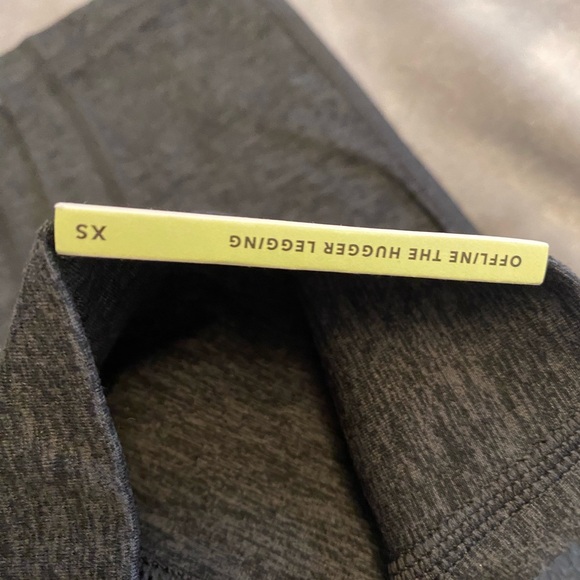 OFFLINE by Aerie The Hugger Hi-Rise with pocket Legging size xsmall NWT - Picture 4 of 8